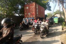 Dijual Tanah di Cipondoh Tangerang Luas 2000m2 SHM Dijual Tanah di Cipondoh Tangerang Luas 2000m2 SHM