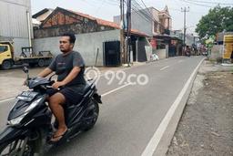 Tanah Dijual Lokasi Strategis di Tangerang dengan Luas 1045m2 Tanah Dijual Lokasi Strategis di Tangerang dengan Luas 1045m2