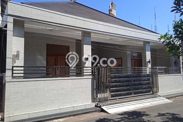 Rumah Modern 4 KT di Ngesrep Semarang Rumah Modern 4 KT di Ngesrep Semarang