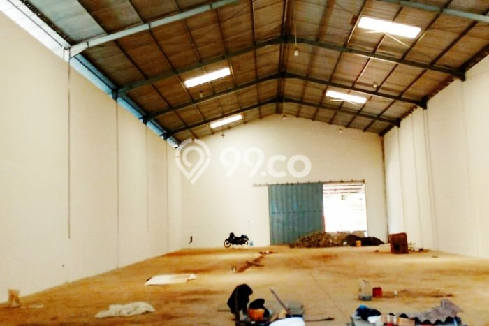 Gudang disewakan di Ngaliyan Semarang dengan luas bangunan 800m2 Gudang disewakan di Ngaliyan Semarang dengan luas bangunan 800m2