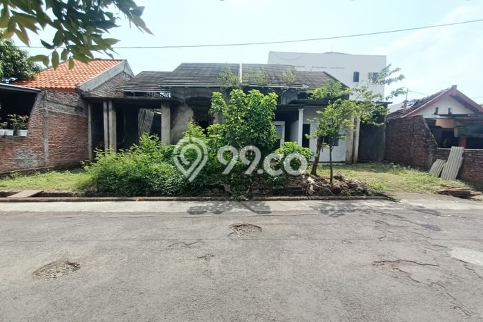 Tanah Investasi Dijual di Semarang Punya Luas 300m2 Tanah Investasi Dijual di Semarang Punya Luas 300m2