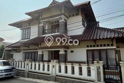 Rumah Modern 4 Kamar LT 270m2 di Pondok Gede Rumah Modern 4 Kamar LT 270m2 di Pondok Gede