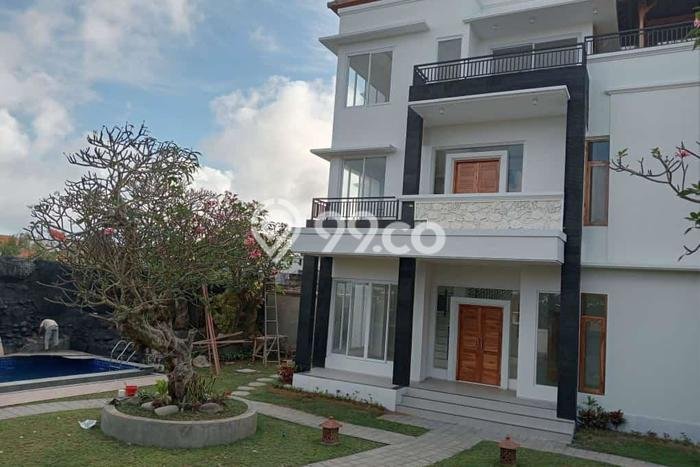 Vila di , Area 1500m2m², Akses ke Pusat Kota Vila di , Area 1500m2m², Akses ke Pusat Kota