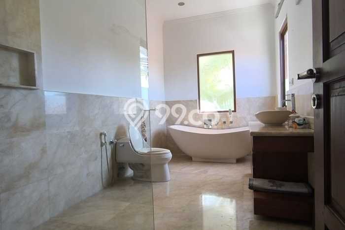 PELUANG INVESTASI! Vila Kawasan , Area 663m2m², ROI Menjanjikan PELUANG INVESTASI! Vila Kawasan , Area 663m2m², ROI Menjanjikan