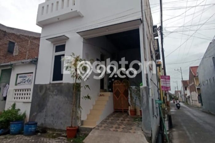 Rumah Strategis Minimalis Lb 120m2 di Semarang Timur, Semarang Rumah Strategis Minimalis Lb 120m2 di Semarang Timur, Semarang