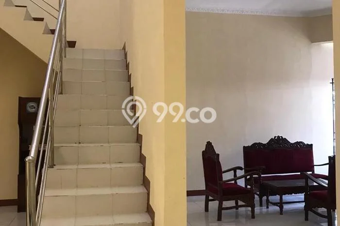 Hunian Cantik Modern Lb 182m2 di Semarang Timur, Semarang Hunian Cantik Modern Lb 182m2 di Semarang Timur, Semarang