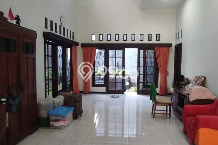 Dijual Rumah Premium dengan Fasilitas Sekitar Komplit di Semarang Barat, Semarang Dijual Rumah Premium dengan Fasilitas Sekitar Komplit di Semarang Barat, Semarang