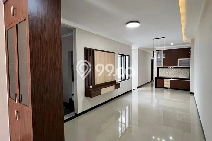 Hunian Cantik Modern Lb 225m2 di Semarang Barat, Semarang Hunian Cantik Modern Lb 225m2 di Semarang Barat, Semarang