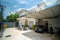 Vila di , Luas 0m2m², Akses ke Fasilitas Umum, Available Vila di , Luas 0m2m², Akses ke Fasilitas Umum, Available