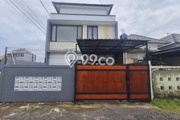 Dijual Hunian Rumah Terawat 3 KT di Renon, Denpasar Dijual Hunian Rumah Terawat 3 KT di Renon, Denpasar