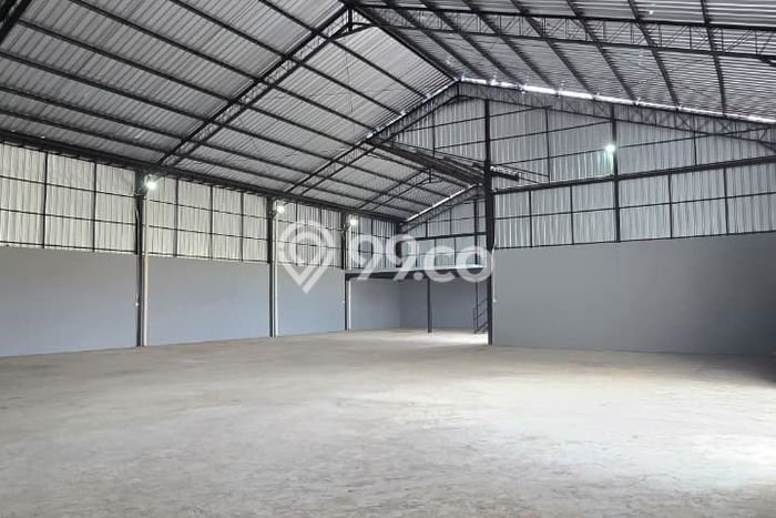 Gudang disewakan di Denpasar Selatan Denpasar dengan luas bangunan 500m2 Gudang disewakan di Denpasar Selatan Denpasar dengan luas bangunan 500m2
