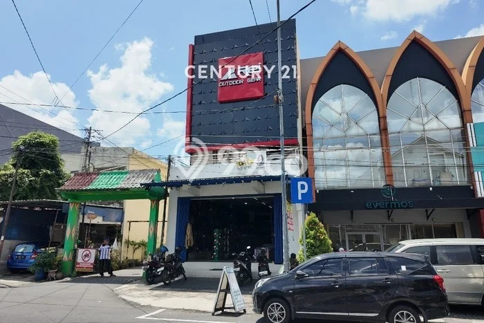 Ruko Dijual Lokasi Emas di Gondokusuman Luas 271m2 Ruko Dijual Lokasi Emas di Gondokusuman Luas 271m2