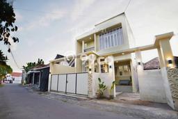 Hunian Cantik Modern Lb 90m2 di Sleman, Sleman Hunian Cantik Modern Lb 90m2 di Sleman, Sleman
