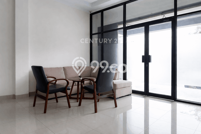 Ruko Dijual di Yogyakarta LT 148m2 & LB 174m2 Lokasi Terbaik! Ruko Dijual di Yogyakarta LT 148m2 & LB 174m2 Lokasi Terbaik!