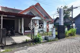 Rumah Modern 2 KT di Maguwoharjo Yogyakarta Unfurnished Rumah Modern 2 KT di Maguwoharjo Yogyakarta Unfurnished