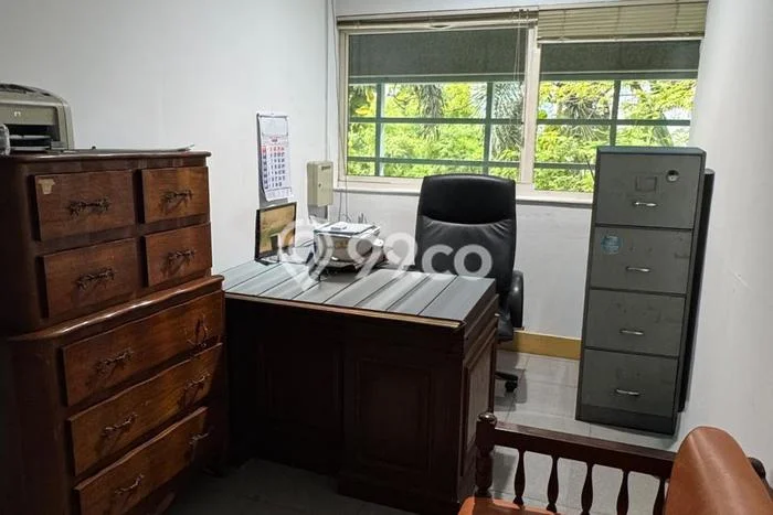 Unit Kantor Tersedia di Mega Kuningan Spesifikasi LB 110m2 Unit Kantor Tersedia di Mega Kuningan Spesifikasi LB 110m2