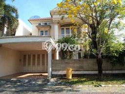 GOOD DEAL! Rumah Premium area Lidah Wetan, LT 240m2m² Bangunan 282m2m² GOOD DEAL! Rumah Premium area Lidah Wetan, LT 240m2m² Bangunan 282m2m²
