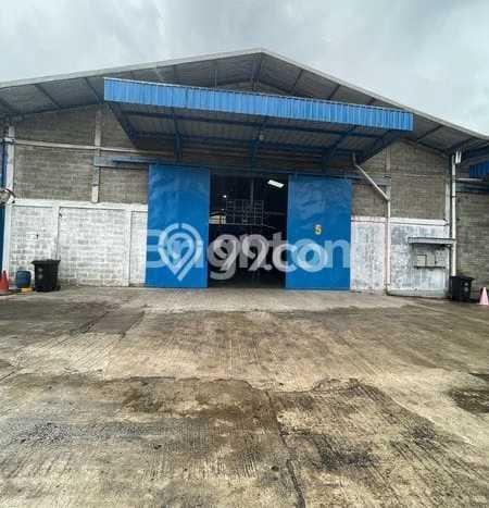 Gudang Disewakan Lokasi Karawaci Tangerang Harga Spesial! Gudang Disewakan Lokasi Karawaci Tangerang Harga Spesial!