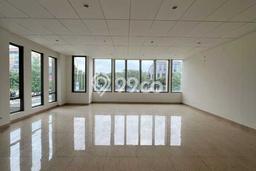 Ruko Bagus Dijual LB 650m2 Lokasi Strategis Tangerang Area Cocok untuk Bisnis Ruko Bagus Dijual LB 650m2 Lokasi Strategis Tangerang Area Cocok untuk Bisnis