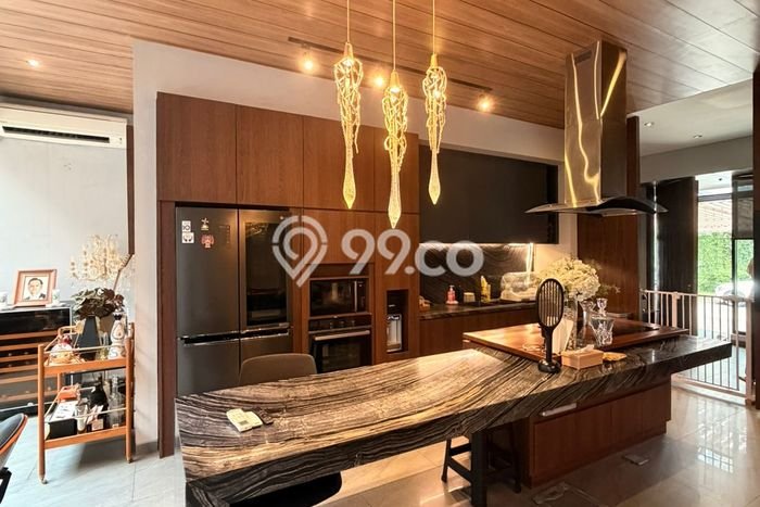 Rumah Luxury Modern Siap Huni di Alam Sutera Tangerang Rumah Luxury Modern Siap Huni di Alam Sutera Tangerang