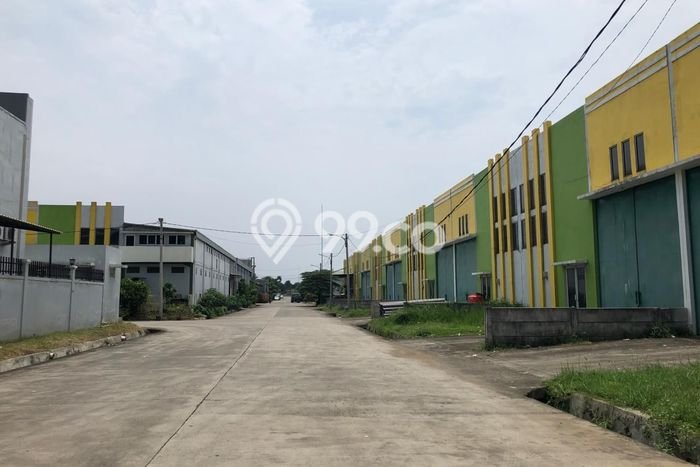Gudang Dijual di Tangerang LT 633m2 & LB 360m2 Lokasi Terbaik! Gudang Dijual di Tangerang LT 633m2 & LB 360m2 Lokasi Terbaik!