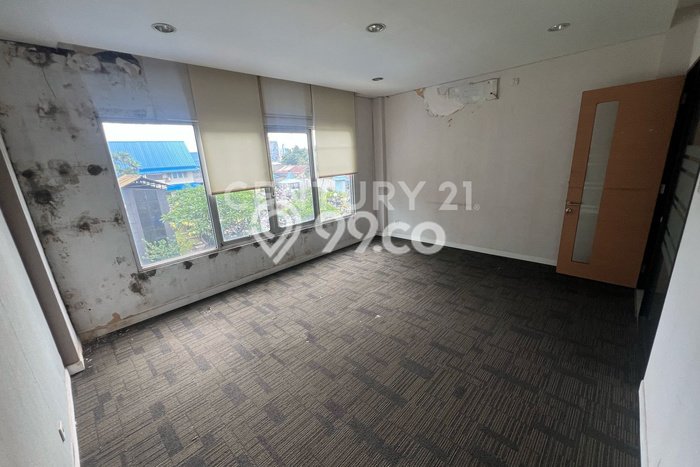 Ruko Komersial Dijual di Pancoran Jakarta Selatan LT 155m2 & LB 615m2 Ruko Komersial Dijual di Pancoran Jakarta Selatan LT 155m2 & LB 615m2
