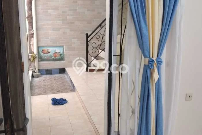 Sewa Rumah Harga Terjangkau di Jakarta Garden City Jakarta Timur dengan 3 Kamar Tidur Sewa Rumah Harga Terjangkau di Jakarta Garden City Jakarta Timur dengan 3 Kamar Tidur