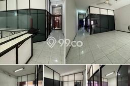 Ruko untuk disewa di Sawahan punya LT 85m2 & LB 170m2 harga sewa kompetitif Ruko untuk disewa di Sawahan punya LT 85m2 & LB 170m2 harga sewa kompetitif