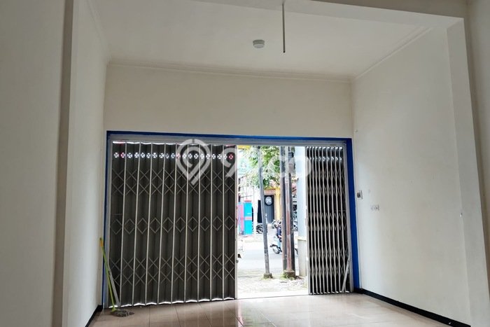 Unit Ruko Dijual di Sumbersari Jember Luas Tanah 79m2, Luas Bangunan 96m2 Unit Ruko Dijual di Sumbersari Jember Luas Tanah 79m2, Luas Bangunan 96m2