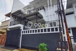 Rumah Minimalis 5 KT di Taman Galaxy Bekasi Semi Furnished Rumah Minimalis 5 KT di Taman Galaxy Bekasi Semi Furnished