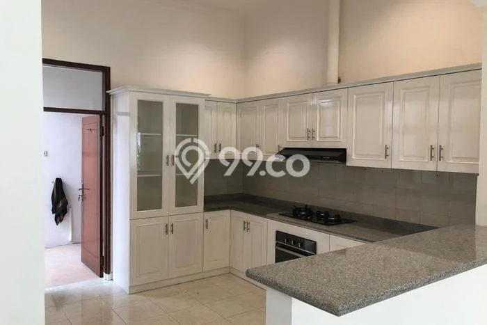 Rumah di Mampang Prapatan, Dekat Tol, 3 KM, LT 850m² Bangunan 400m² Rumah di Mampang Prapatan, Dekat Tol, 3 KM, LT 850m² Bangunan 400m²