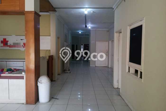 Untuk Dijual Komersial di Gunung Putri Bogor LT 969m2 / LB 220m2 Untuk Dijual Komersial di Gunung Putri Bogor LT 969m2 / LB 220m2