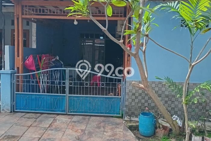 For Sale Rumah 4 Kamar Lokasi Ideal Nyaman dan Strategis di Serpong Utara For Sale Rumah 4 Kamar Lokasi Ideal Nyaman dan Strategis di Serpong Utara