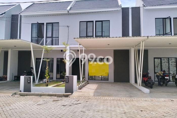 Rumah di Gedangan, Ready, 1 KM, Akses Gedangan, Sidoarjo, Sidoarjo, Luas 90m² Bangunan 50m² Rumah di Gedangan, Ready, 1 KM, Akses Gedangan, Sidoarjo, Sidoarjo, Luas 90m² Bangunan 50m²