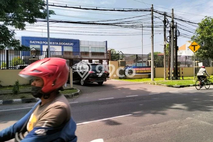 Komersial disewakan di Sidoarjo Sidoarjo dengan luas bangunan 36m2 Komersial disewakan di Sidoarjo Sidoarjo dengan luas bangunan 36m2