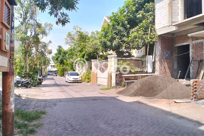 Unit Kost Dijual di Surabaya Spesifikasi 13 Kamar Tidur dan Kawasan Ramai Unit Kost Dijual di Surabaya Spesifikasi 13 Kamar Tidur dan Kawasan Ramai
