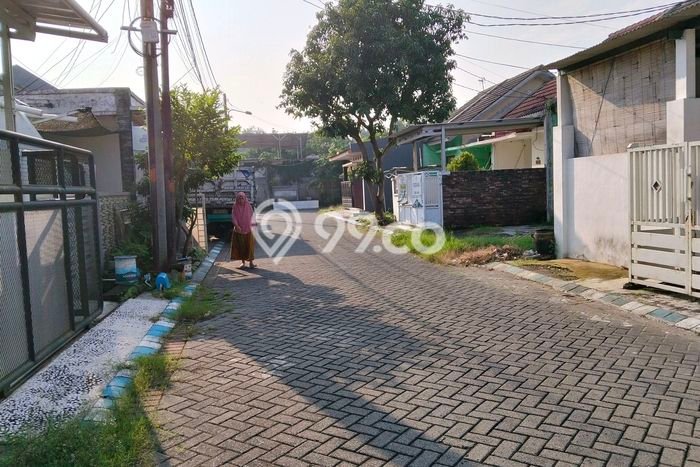 Jual Rumah Harga Miring Sidoarjo Punya 2 Kamar & LT 90m2 Jual Rumah Harga Miring Sidoarjo Punya 2 Kamar & LT 90m2