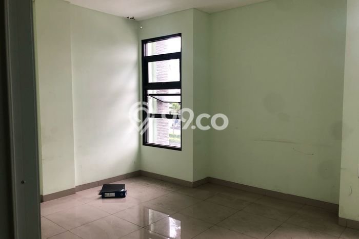 Unit Ruko disewakan di Batununggal Bandung dengan LT 150m2 / LB 236m2 Unit Ruko disewakan di Batununggal Bandung dengan LT 150m2 / LB 236m2