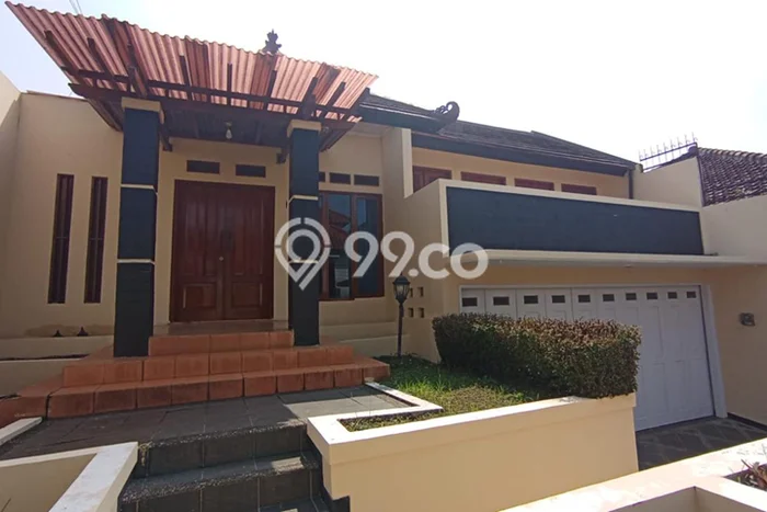 Ready to Use! Premium House LT 505m2 Desain Elegan di Cigadung Ready to Use! Premium House LT 505m2 Desain Elegan di Cigadung