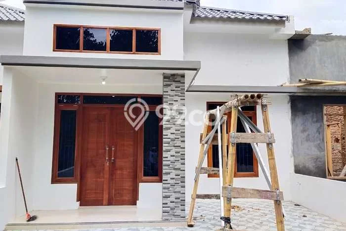 Rumah Berkualitas dengan 2 Kamar Tidur di Lingkungan Asri Medan Johor, Medan Rumah Berkualitas dengan 2 Kamar Tidur di Lingkungan Asri Medan Johor, Medan