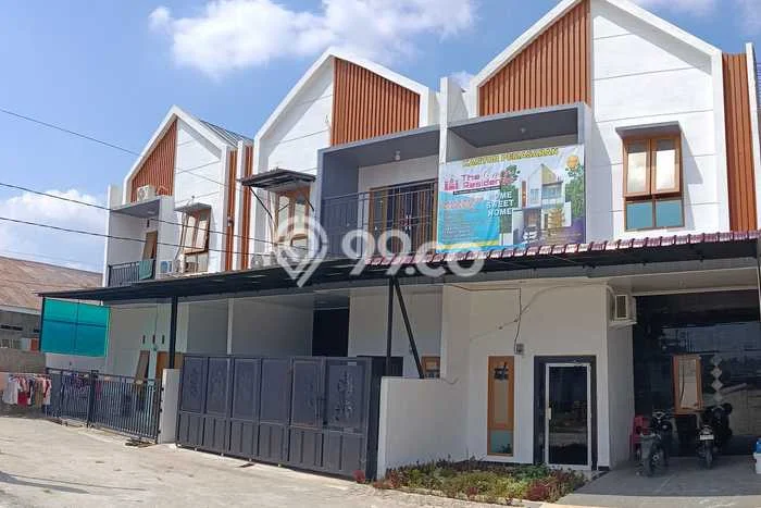 Jual Rumah Strategis Bagus Punya 3 KT di Medan Amplas Medan SHM Jual Rumah Strategis Bagus Punya 3 KT di Medan Amplas Medan SHM
