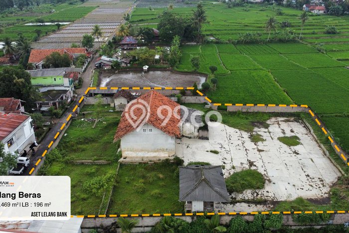 FOR SALE! Gudang di Cianjur Cianjur, LT 2469m2, LB 196m2 FOR SALE! Gudang di Cianjur Cianjur, LT 2469m2, LB 196m2