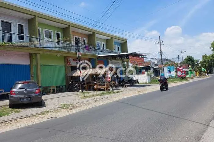 Ruko Bagus Dijual LB 90m2 Lokasi Strategis Gresik Area Cocok untuk Bisnis Ruko Bagus Dijual LB 90m2 Lokasi Strategis Gresik Area Cocok untuk Bisnis