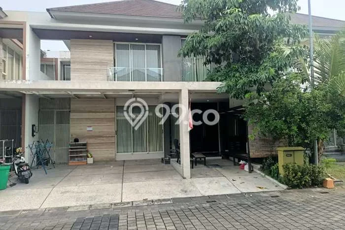 Rumah Luas Asri 8 KT Siap Huni di Surabaya Kota Surabaya Rumah Luas Asri 8 KT Siap Huni di Surabaya Kota Surabaya