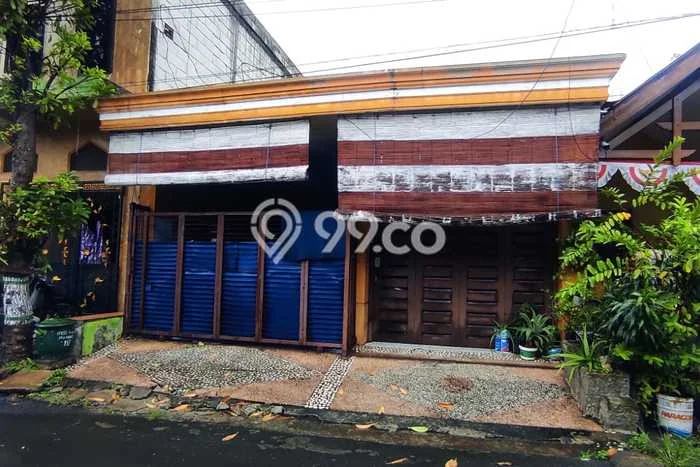 Rumah Modern LB/LT 111m2/111m2 Dijual Area Surabaya Kota, Surabaya Rumah Modern LB/LT 111m2/111m2 Dijual Area Surabaya Kota, Surabaya