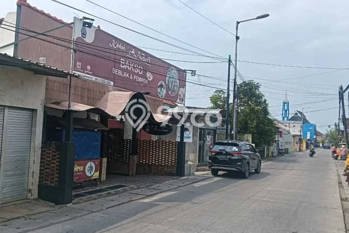 For Sale Rumah 4 Kamar Lokasi Ideal Bagus dan Strategis di Sidoarjo For Sale Rumah 4 Kamar Lokasi Ideal Bagus dan Strategis di Sidoarjo