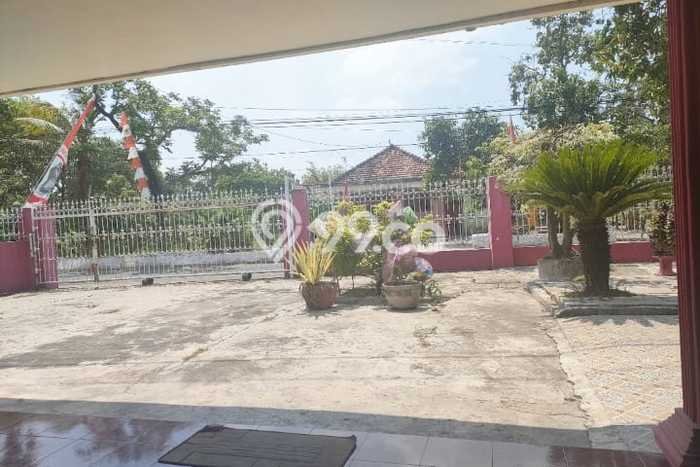 Dijual Cepat Rumah Bagus Siap Huni LB 286m2 di Krembung, Sidoarjo Dijual Cepat Rumah Bagus Siap Huni LB 286m2 di Krembung, Sidoarjo