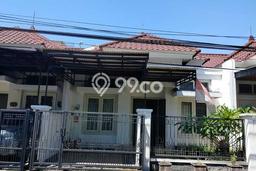 Rumah Mewah LB 120m2 Siap Huni Desain Elegan di Raya A Yani, Surabaya Rumah Mewah LB 120m2 Siap Huni Desain Elegan di Raya A Yani, Surabaya