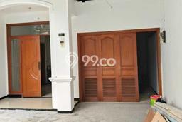 Hunian Elit LB 255m2 Siap Pakai Desain Elegan di Dukuh Kupang, Surabaya Hunian Elit LB 255m2 Siap Pakai Desain Elegan di Dukuh Kupang, Surabaya