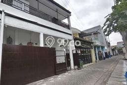 Untuk Dijual Kost di Rungkut, Surabaya, 8 KT, 8 KM, Luas 250m2 Untuk Dijual Kost di Rungkut, Surabaya, 8 KT, 8 KM, Luas 250m2